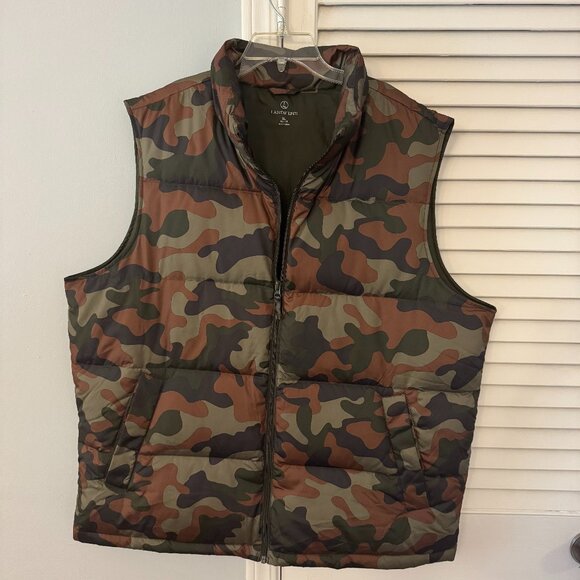 Lands' End Mens XL Puffer Vest Green Camo Down Feather Camouflage - Picture 1 of 5